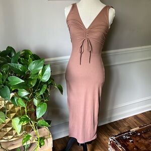 Elegant Midi Dress in Soft Brown